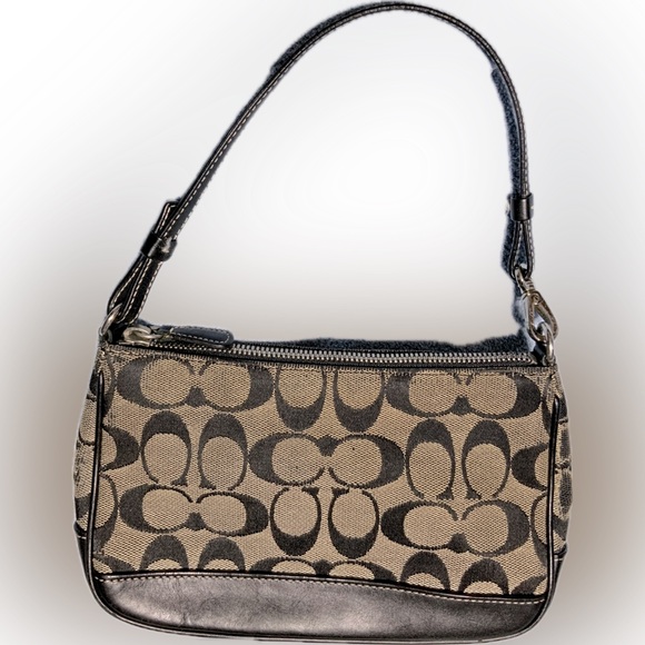 バッグ Coach Signature Demi Baguette Bag y2k Coach Signature Demi Baguette Bag y2k